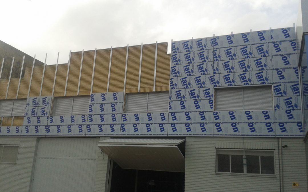 Fachada con Alucobond